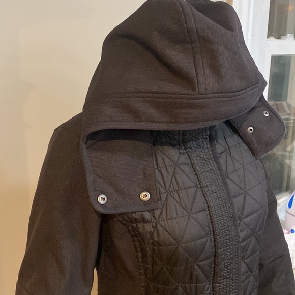 Andrew Marc coat - Picture 2 of 10